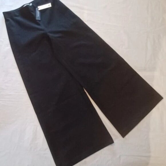 Banana Republic Black Ultra High Rise Wide Leg Everywhere Ponte Pants - Picture 4 of 8